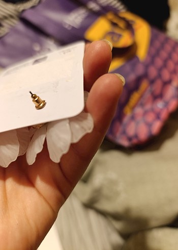 Beyaz Çiçek Desenli Midi Küpe - Görsel 3