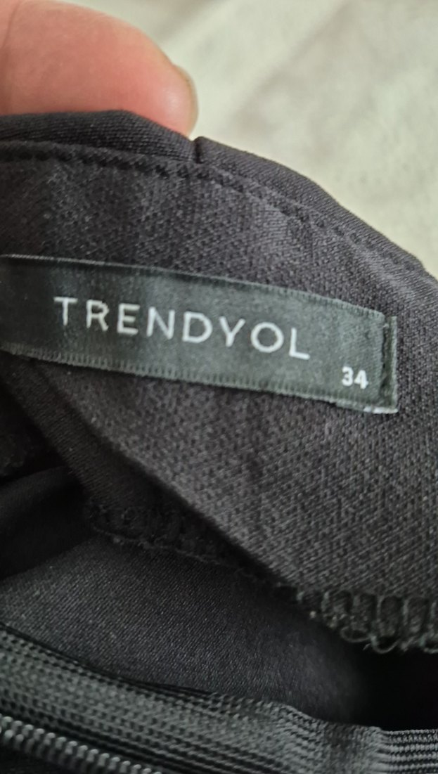 Siyah Regular Fit Midi Kumaş Pantolon - Görsel 5