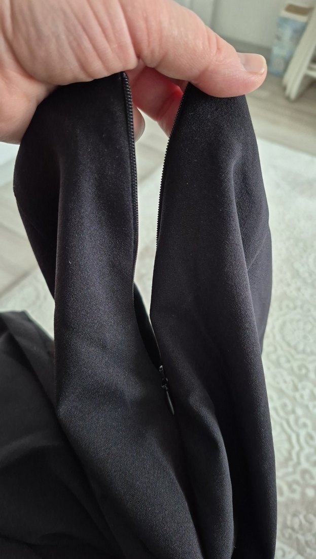 Siyah Regular Fit Midi Kumaş Pantolon - Görsel 4