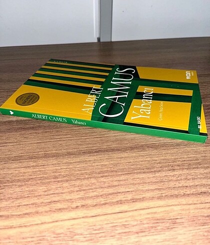  Beden Renk Albert Camus / Yabancı