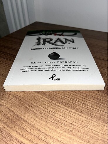  Beden Renk İran / Tarihin Kavşağında Açık Hedef