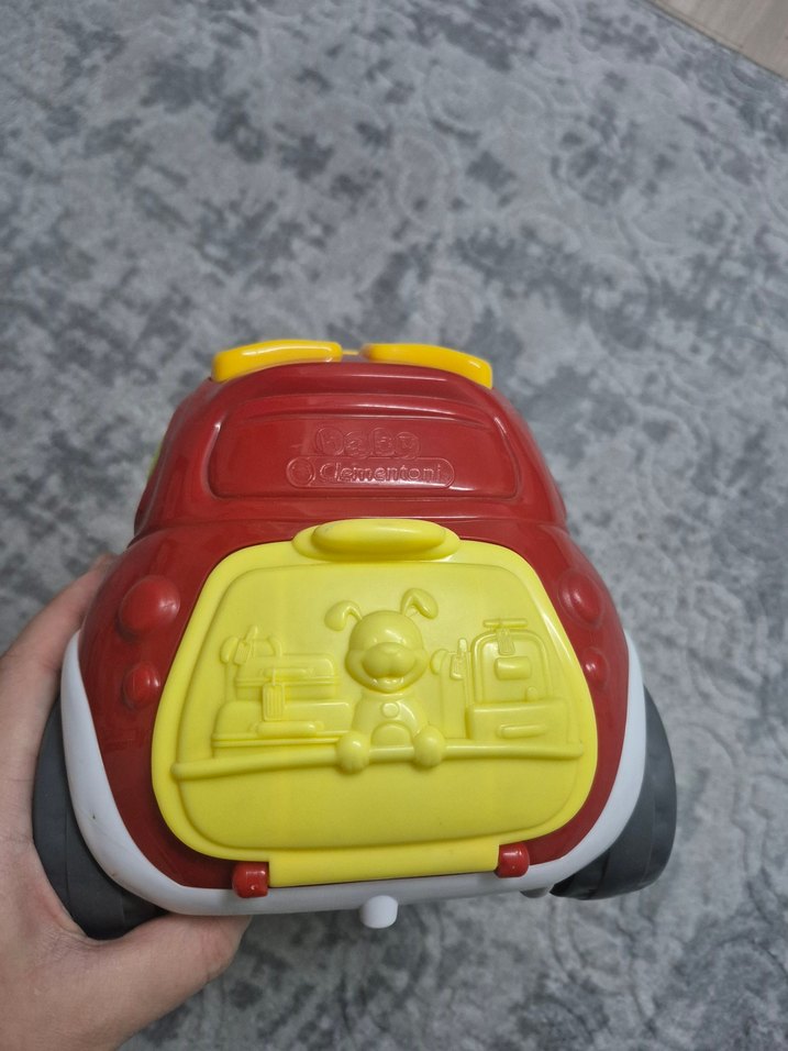 Renkli Kırmızı Oyuncak Araba - Görsel 4