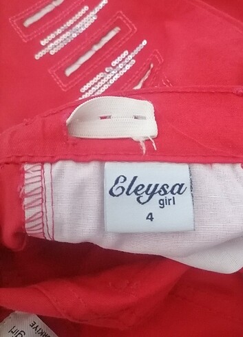 4 Yaş Beden kırmızı Renk Kız çocuk tırtıklı simli pantalon