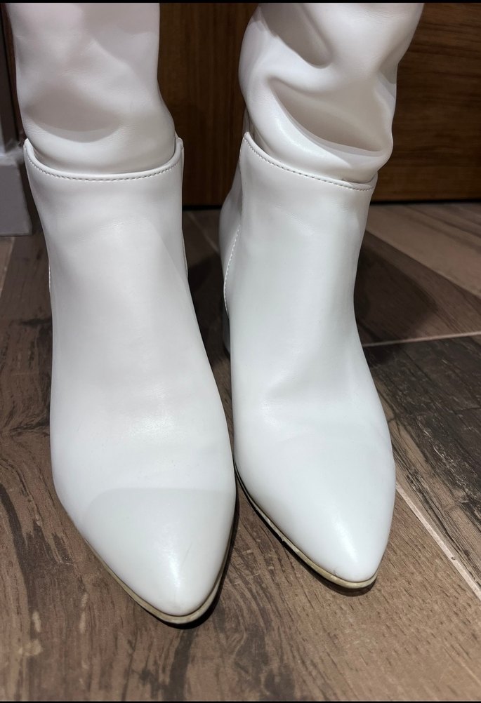 Beyaz Dizüstü Çizme - Görsel 4