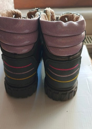 33 Beden haki Renk içi polarlı kız çocuk botu