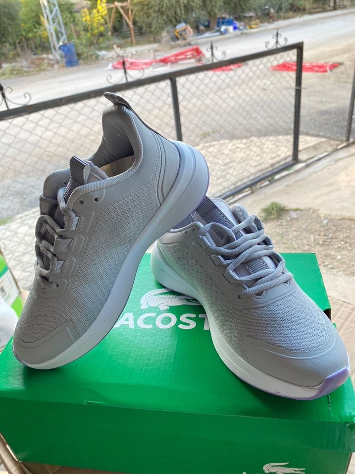 Lacoste Gri Bağcıklı Kadın Spor Ayakkabı - Görsel 5