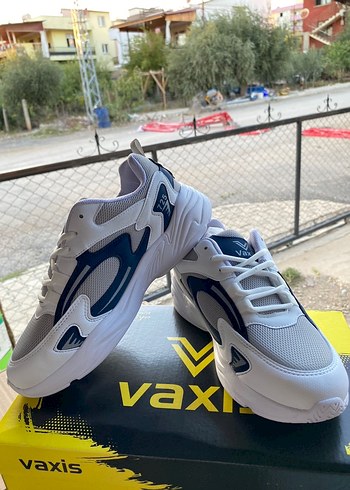 Beyaz Vaxıs Spor Ayakkabı Velcro Detaylı - Görsel 5