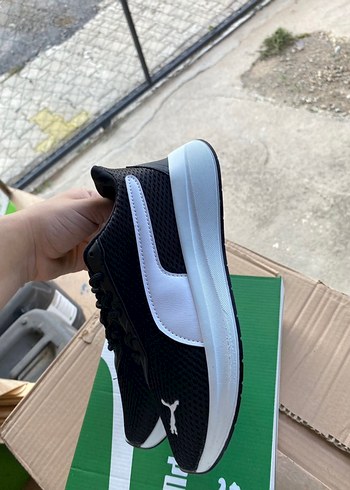 Siyah Beyaz Bağcıklı Spor Ayakkabı - Görsel 3