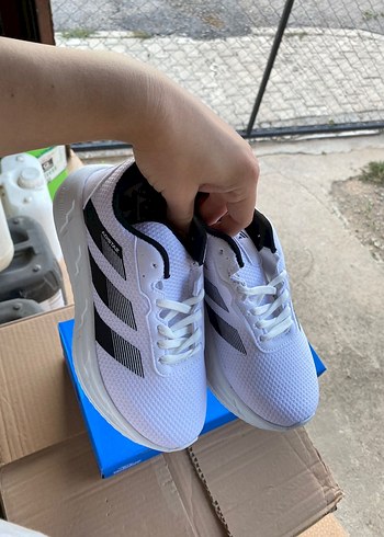 Spor ayakkabı - Görsel 2