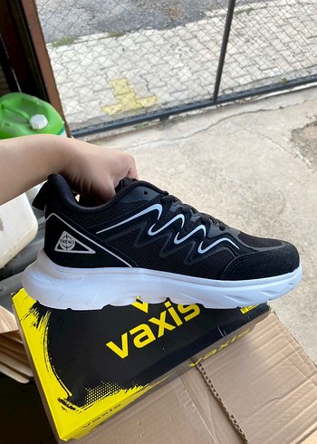 Spor ayakkabı - Görsel 2