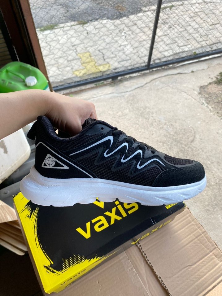 Spor ayakkabı - Görsel 2