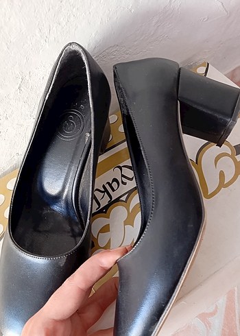 Bambi Siyah Kadın Klasik Topuklu Stiletto