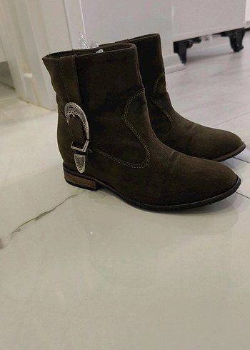 Süet Bot - Görsel 4