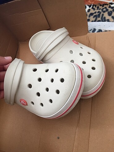 Crocks terlik ve saat