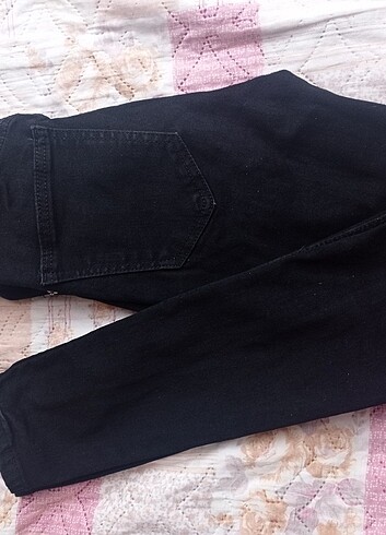 34 Beden siyah Renk Zara dar paça siyah pantolon 