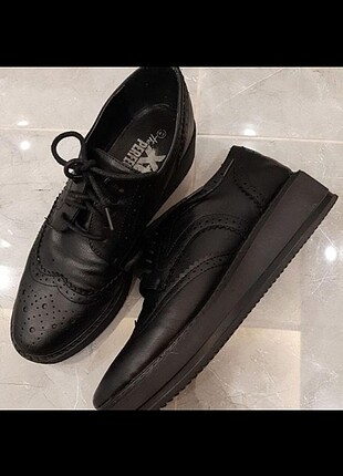 Twist Oxford/