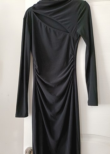 Uzun Kollu Siyah Drapeli Yüksek Yakalı Bluz - Görsel 2