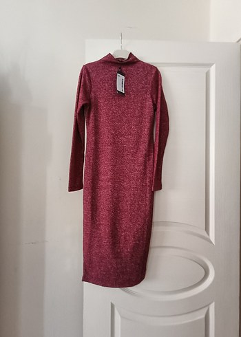 Bordo Yüksek Yakalı Fitilli Uzun Elbise - Görsel 3