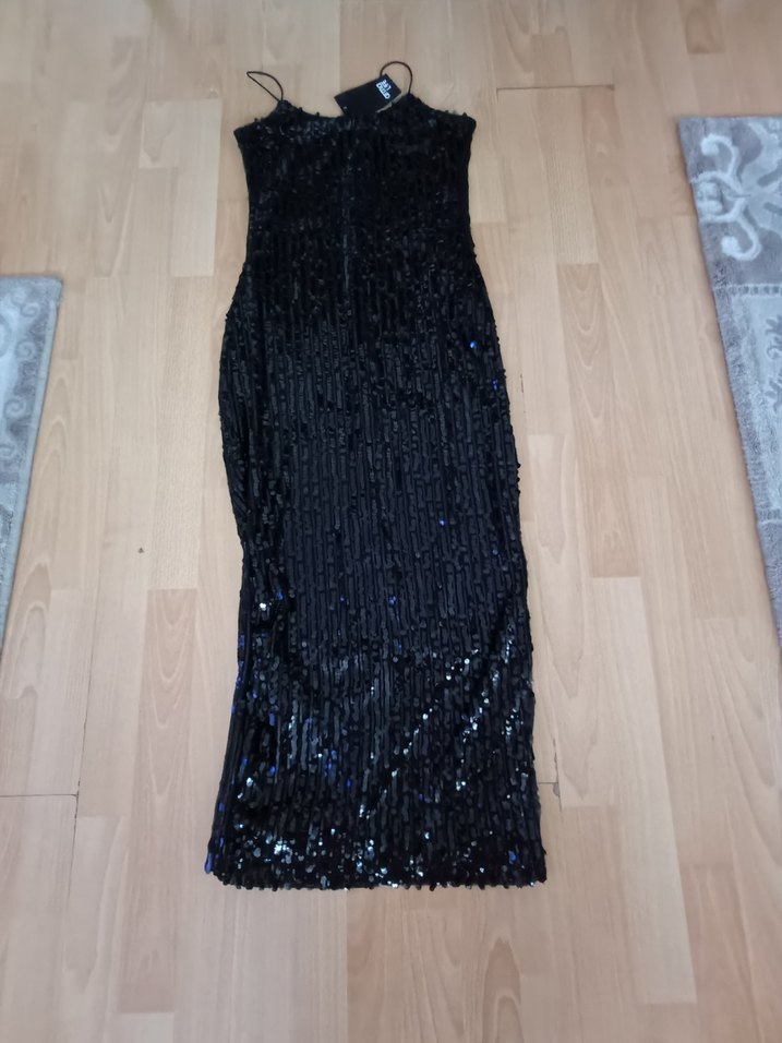 Siyah Yılan Desenli Uzun İnce Askılı Elbise - Görsel 4