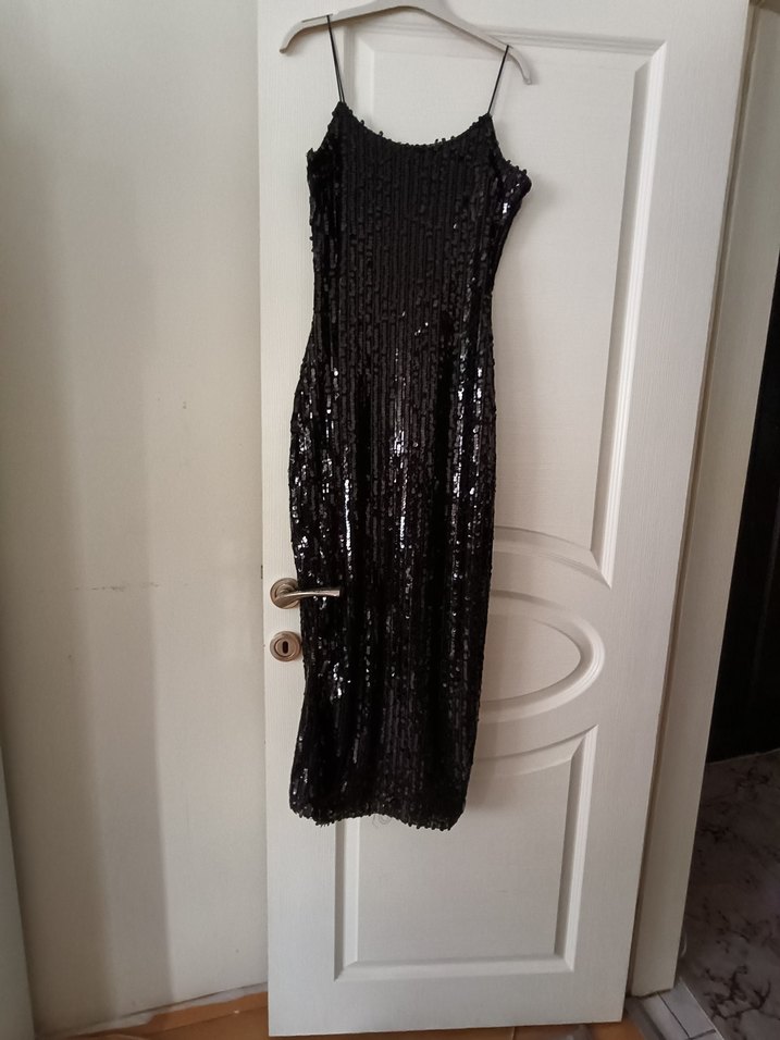 Siyah Yılan Desenli Uzun İnce Askılı Elbise - Görsel 2