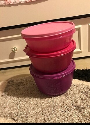 Tupperware 