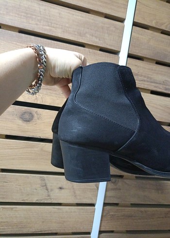 Siyah Süet Topuklu Bot - Görsel 6