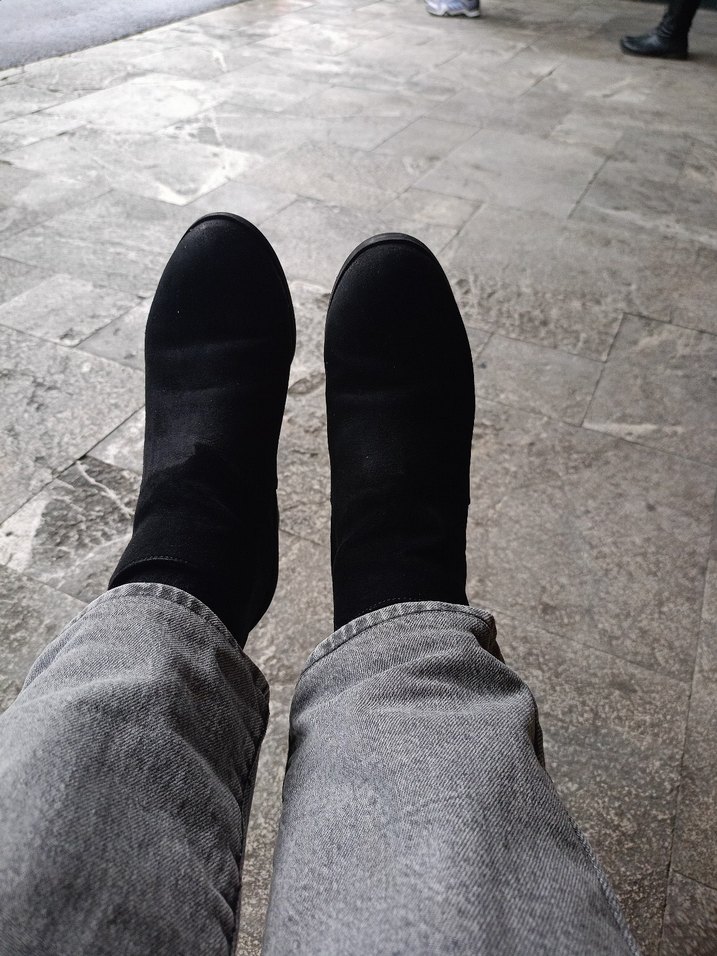 Siyah Süet Topuklu Bot - Görsel 4