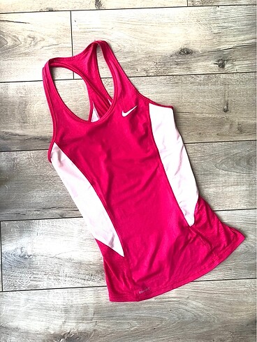 Nike Pembe Beyaz Atlet