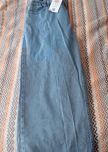 Gri ve Mavi Mini Bol Kesim Kadın Kot Pantolon - Görsel 2