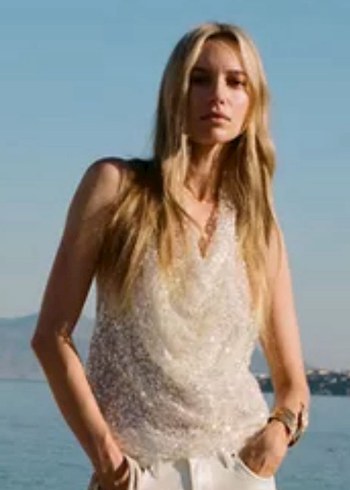 Zara Beyaz V Yaka Drapeli Kadın Bluz