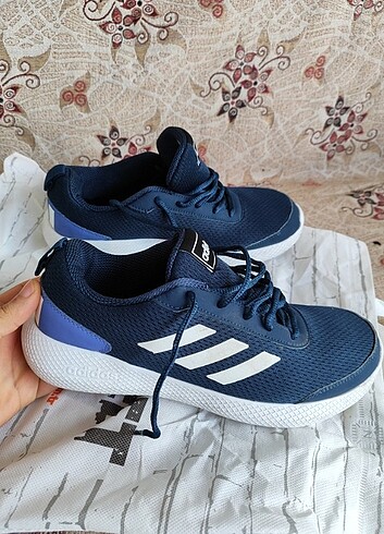 Orjinal Adidas Run Falcon 42