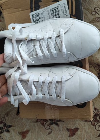 Orjinal Reebok 40.5 no