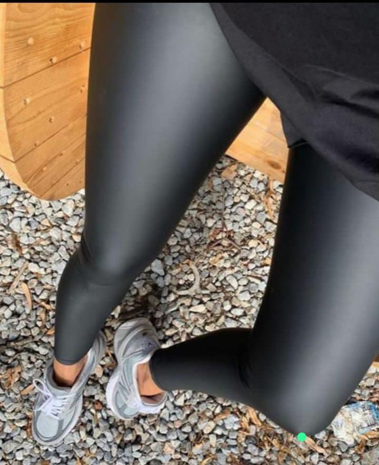 Siyah Deri Tayt - Görsel 2