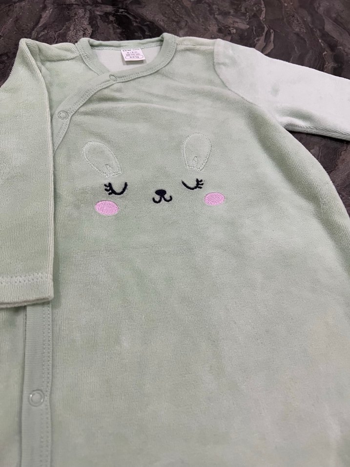 Nakışlı Pastel Gri Bebek Tulum - Görsel 3