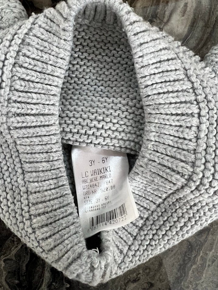 Gri Örgü Erkek Bere ve Nakışlı Şapka - Görsel 2