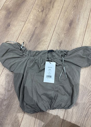 s Beden Dilvin crop bluz