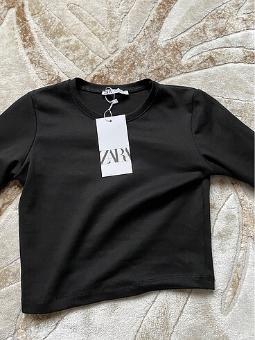 ZARA BODY BLUZ