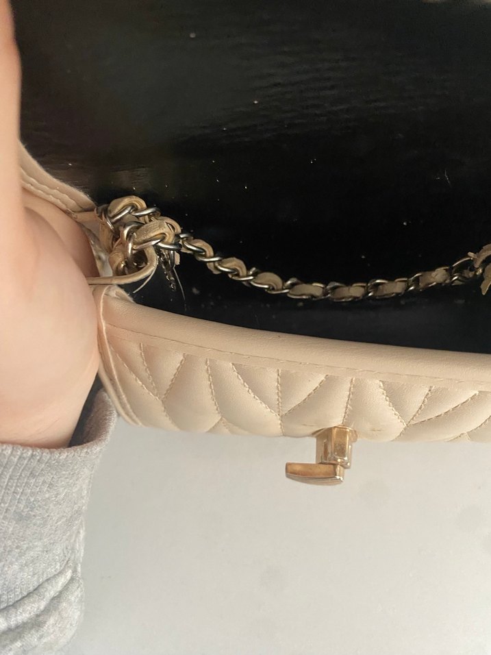 Bej Deri Zincir Detaylı Kadın Çanta - Görsel 3