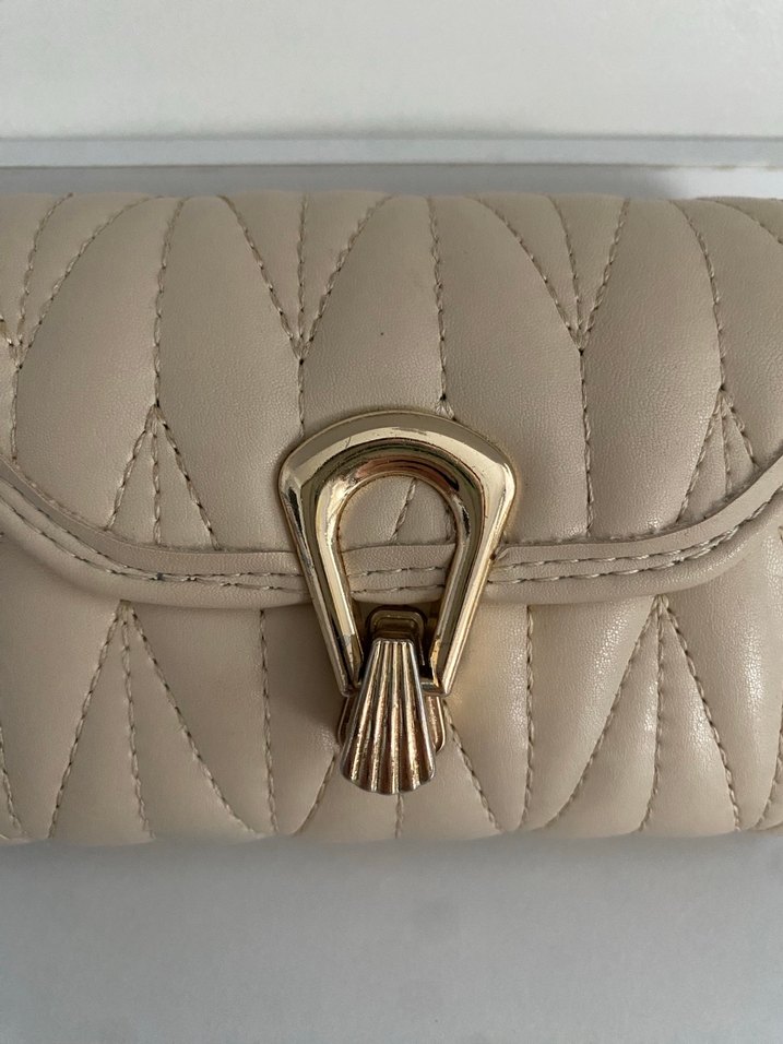 Bej Deri Zincir Detaylı Kadın Çanta - Görsel 2