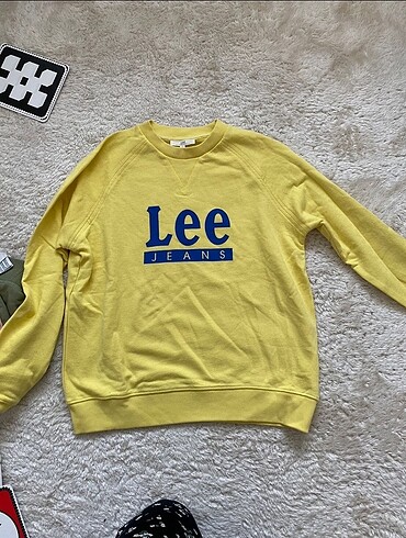 Lee sweatshirt