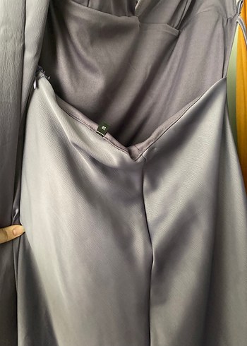 Mor V Yaka Uzun İpek Görünümlü Elbise - Görsel 4