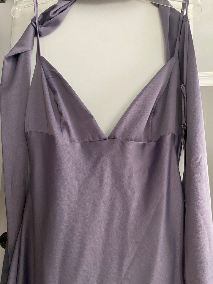 Mor V Yaka Uzun İpek Görünümlü Elbise - Görsel 2