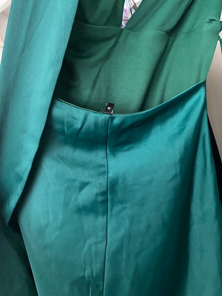 Uzun, V Yakalı, Saten Turkuaz Elbise - Görsel 4