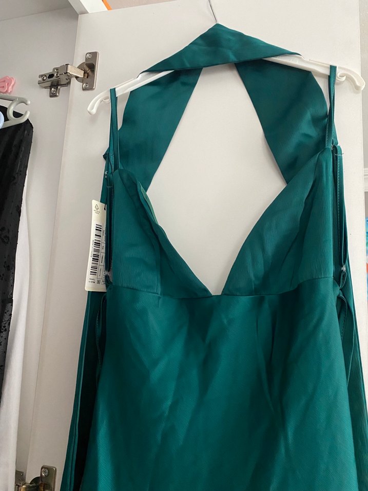 Uzun, V Yakalı, Saten Turkuaz Elbise - Görsel 2