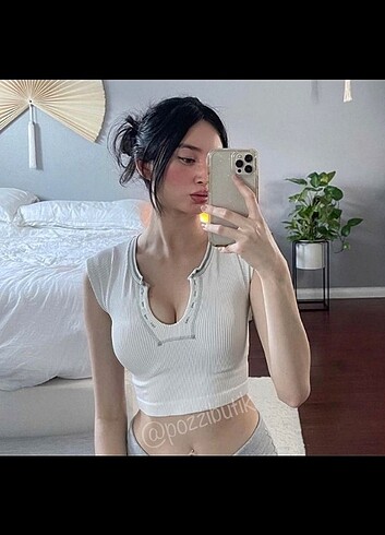 Urban outfitters crop