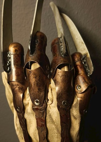 Diğer Freddy Krueger Eldiven