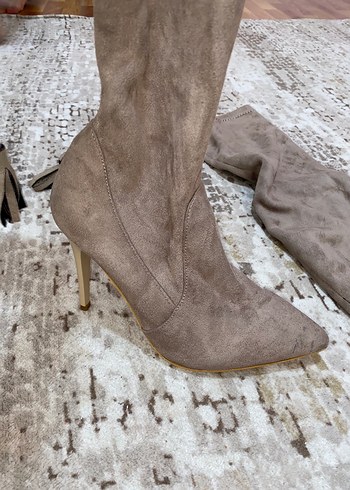 Diğer Bej Süet Dizüstü Stiletto Çizme