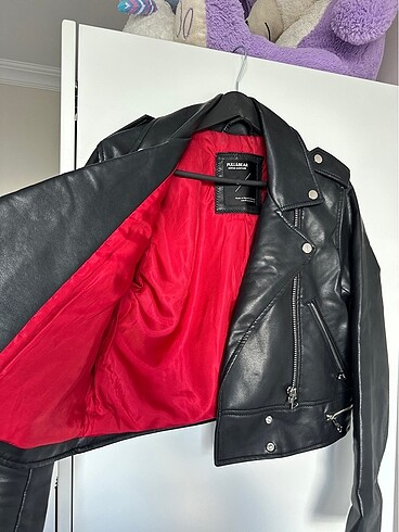 m Beden siyah Renk Pull and bear ceket