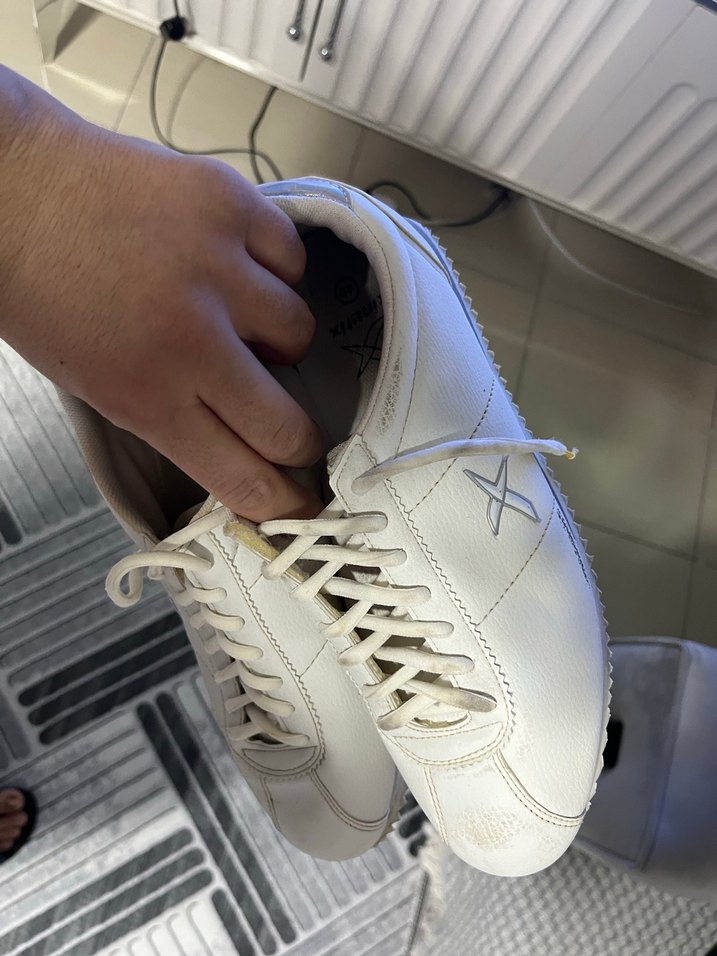 Beyaz Bağcıklı Spor Ayakkabı - Görsel 3