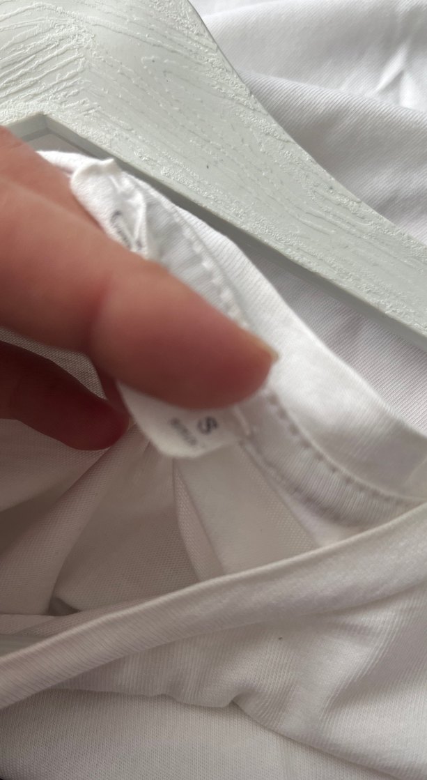 Boğazlı tişört - Görsel 2